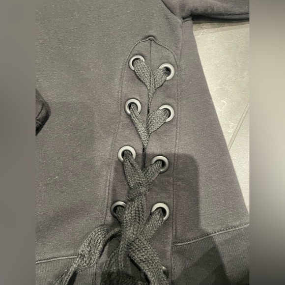 h&m sweater - Picture 4 of 4